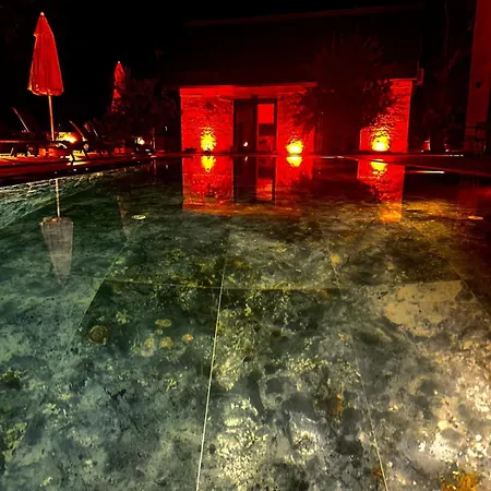 Lionyx And Kas/kas Hotel
